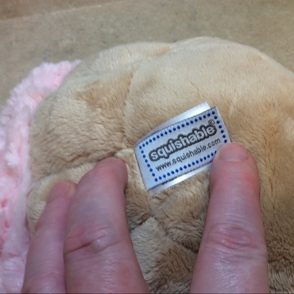Mini SQUISHABLE CUPCAKE - Picture 5 of 6